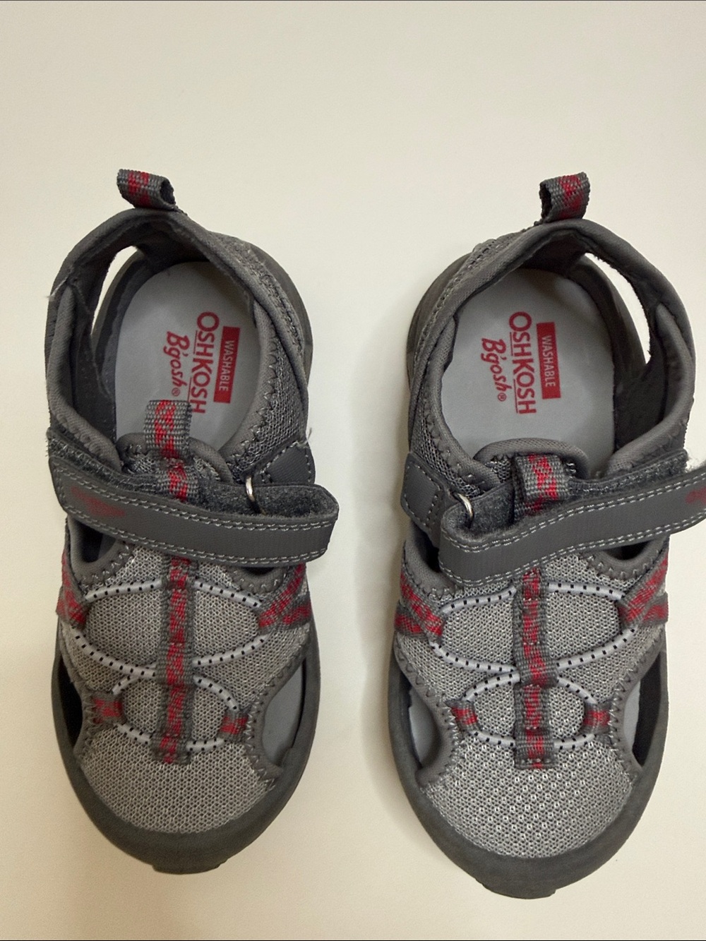 OshKosh B'gosh Toddler Size 11 Grey Red Washable Vel.cro Water Shoes Sandals